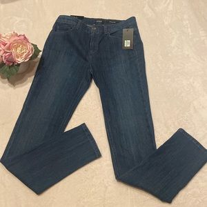 JONES NEW YORK NWT Size 8 Bleecker Skinny Classic Stretch Slimming Blue Jeans